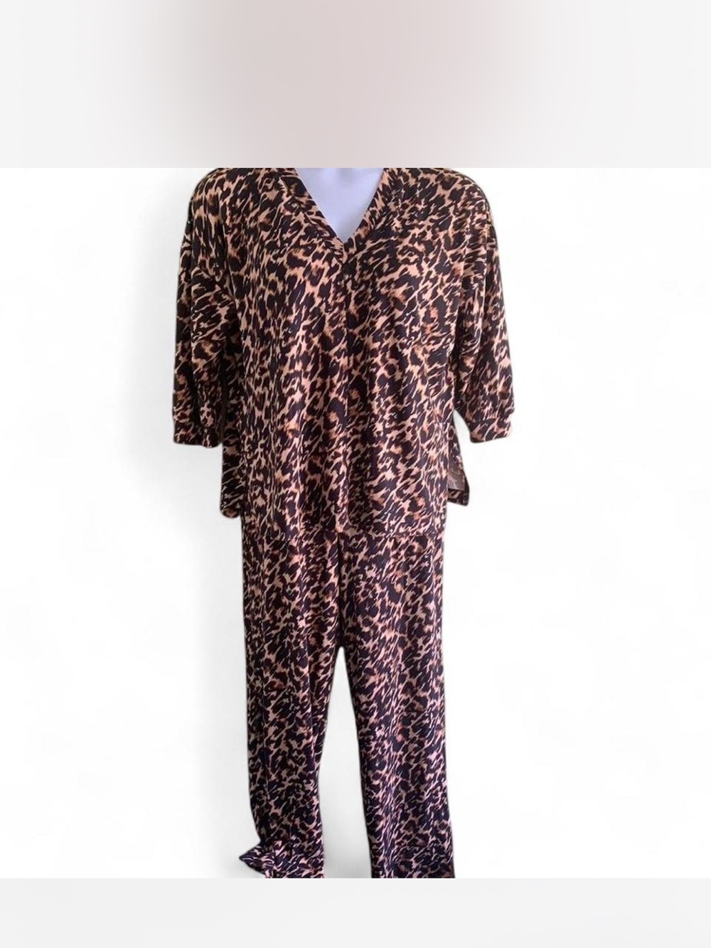 Simply Vera Vera Wang Leopard-Print Lounge Set - Black & Tan
